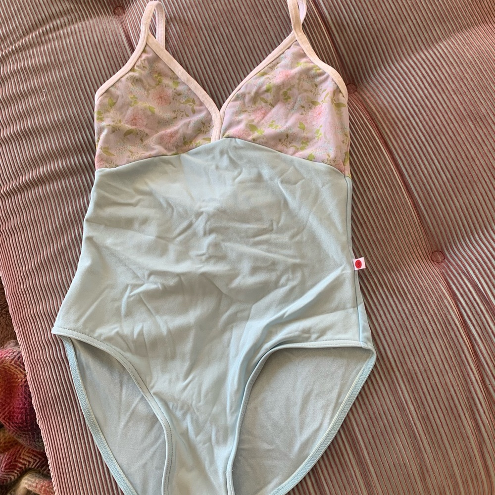 Yumiko leotard